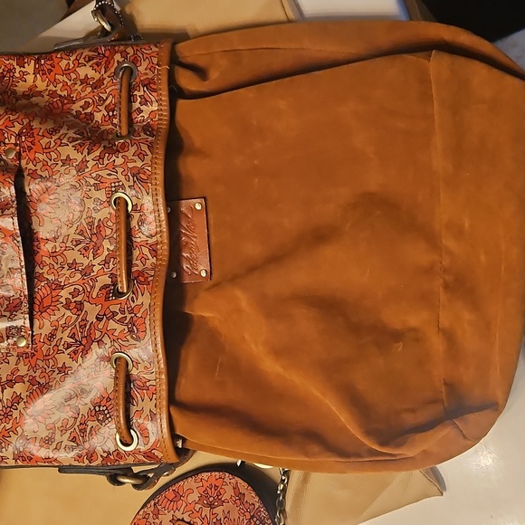 Patricia Nash Bucket Bag with Matching Pouch - Picture 8 of 15